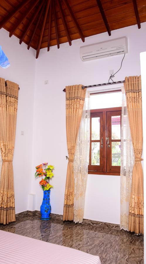 Channa Villa & Tours Bentota Exteriér fotografie