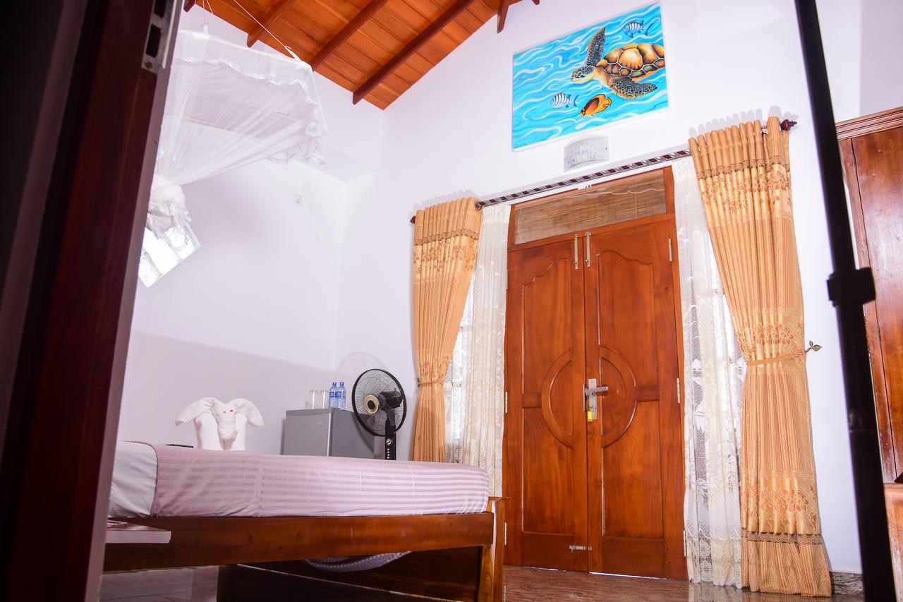 Channa Villa & Tours Bentota Exteriér fotografie